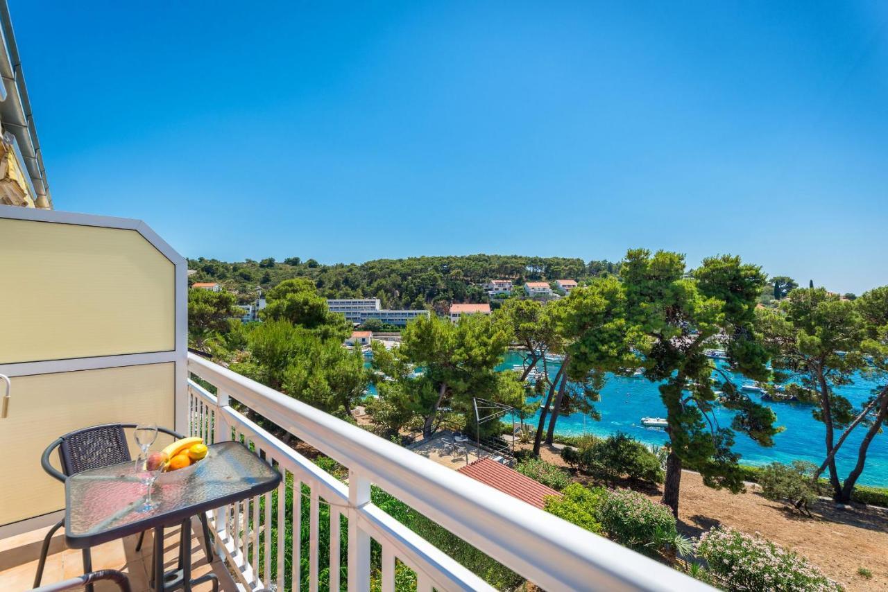 Sunny Days "Sara" - Zf Hvar Hvar Town Exterior foto